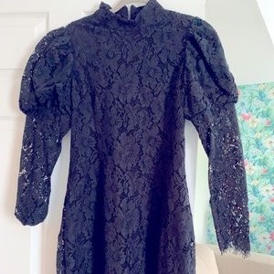 Ganni dress, perfect for sophisticated night look.